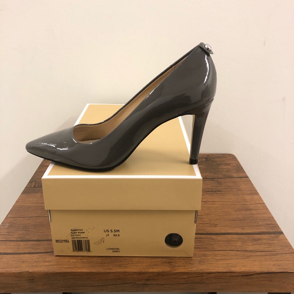 NEW AUTHENTIC WOMEN’S MICHAEL KORS HEELS